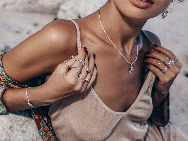 Bold And Beautiful: Statement Red Botswana Agate Rings To Elevate Your Look